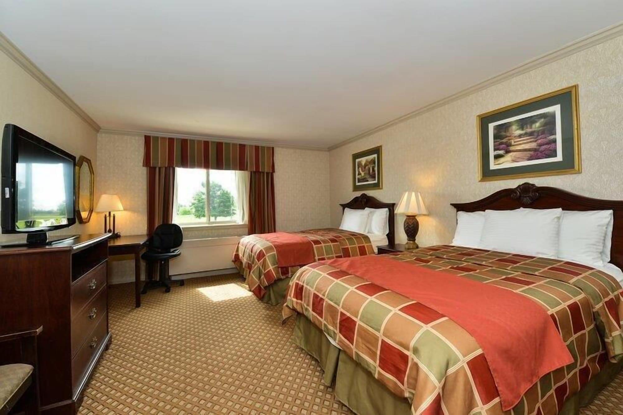 Days Inn & Suites By Wyndham Roseville/Detroit Area Zewnętrze zdjęcie